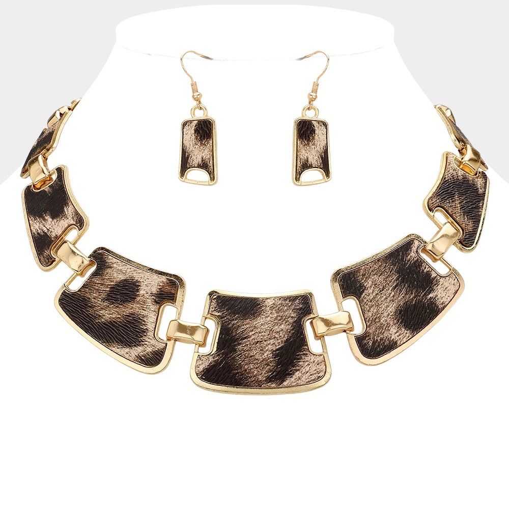 Leopard Printed Plate Link Bib Statement Necklace